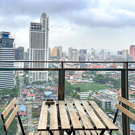 Summer Suites Klcc By Apartx Kuala Lumpur Exterior photo