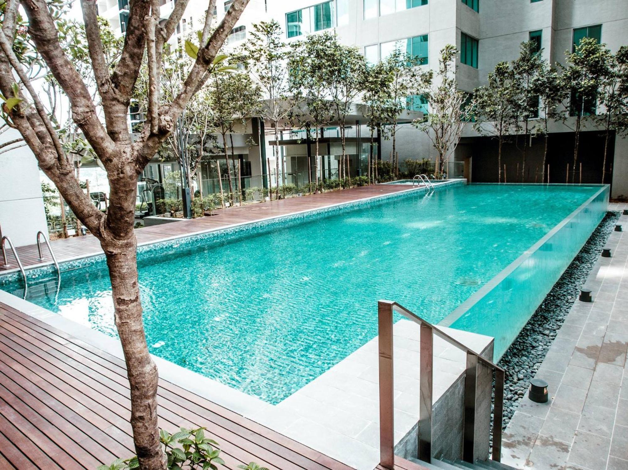 Summer Suites Klcc By Apartx Kuala Lumpur Exterior photo