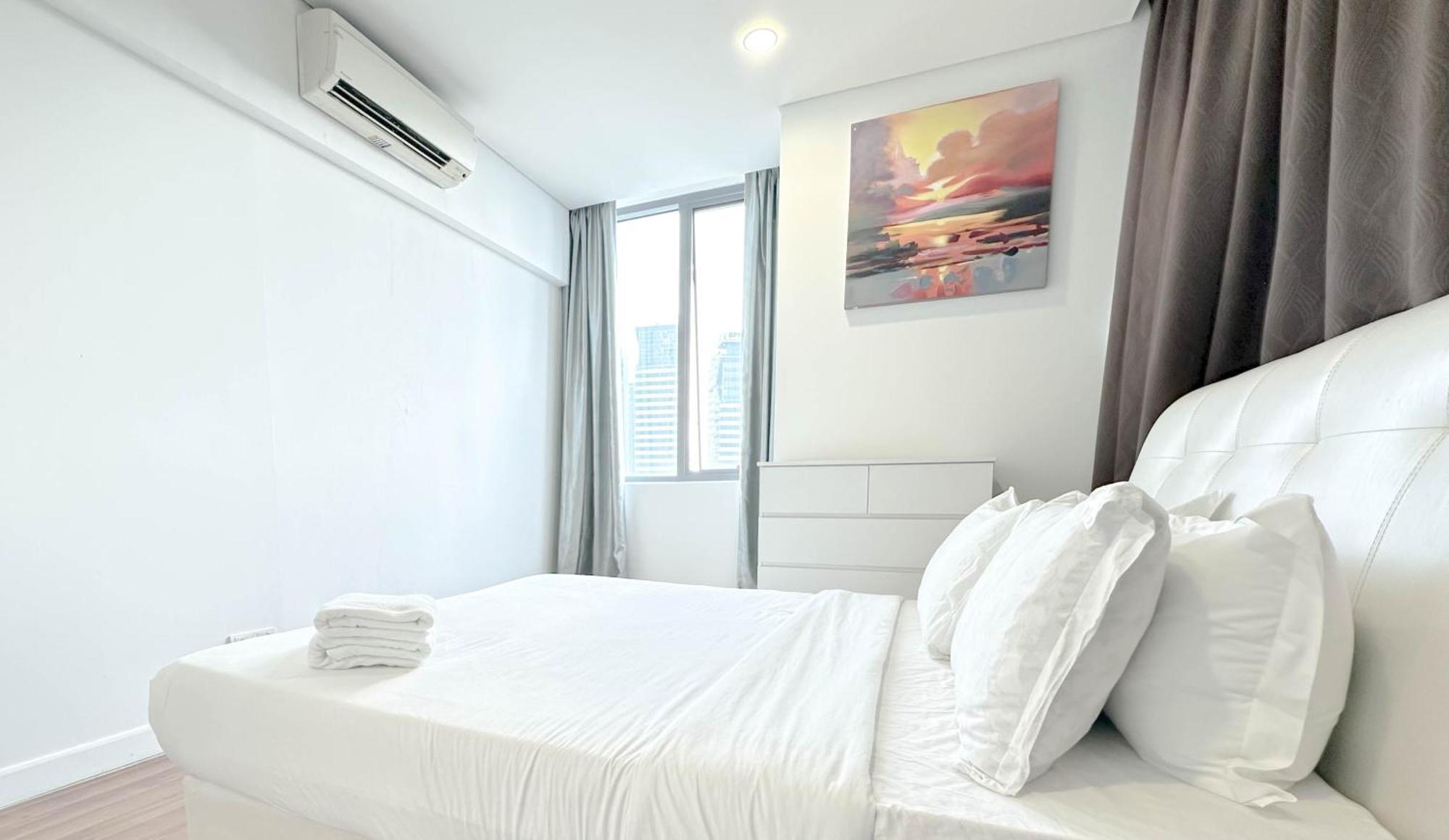 Summer Suites Klcc By Apartx Kuala Lumpur Exterior photo